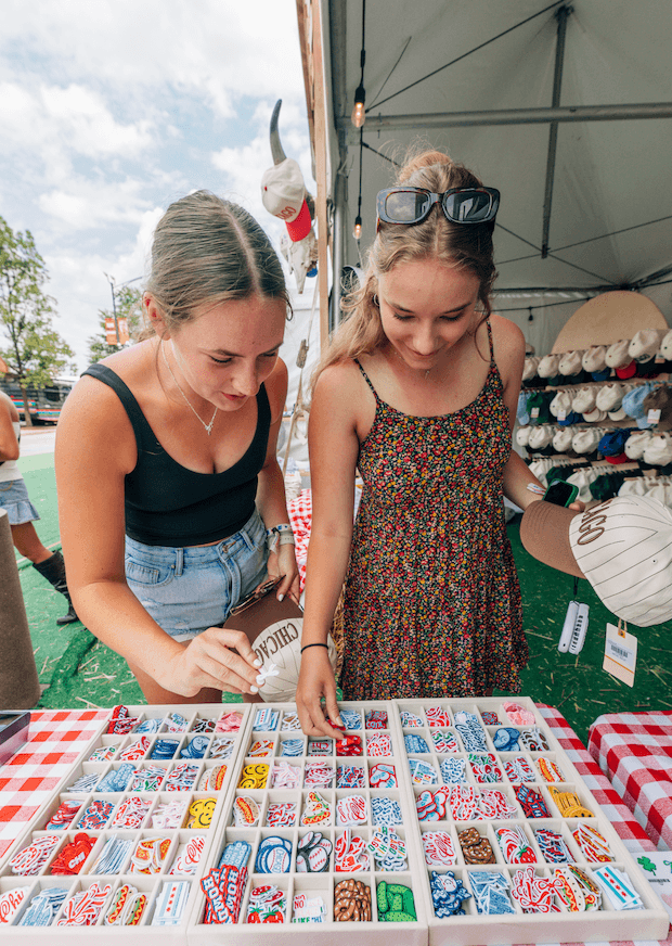 shopping on rodeo drive at windy city smokeout
